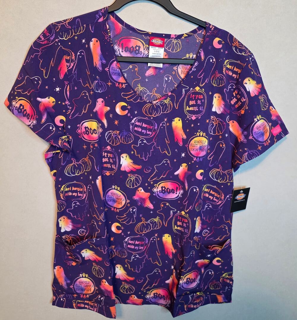 NWT Women's Dickies  V-neck Halloween-Themed "Hanging with My Boo" scrub top Lg